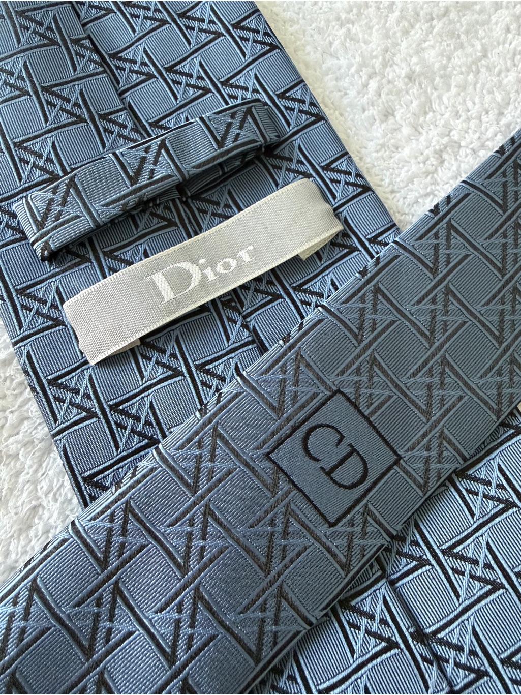 Christian Dior Homme Blue Geometric Woven Jacquard 100% Silk Tie Necktie Luxury